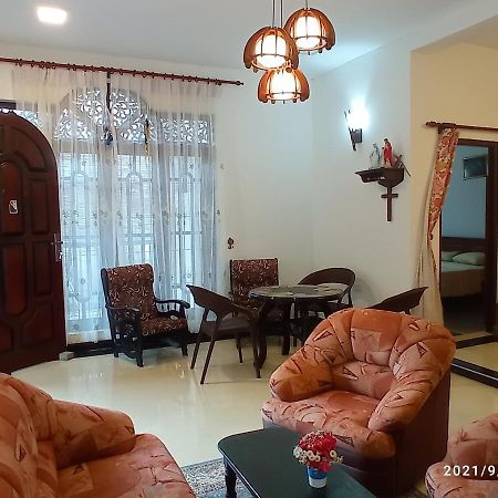 Arusha Guest House Νεγκόμπο Εξωτερικό φωτογραφία